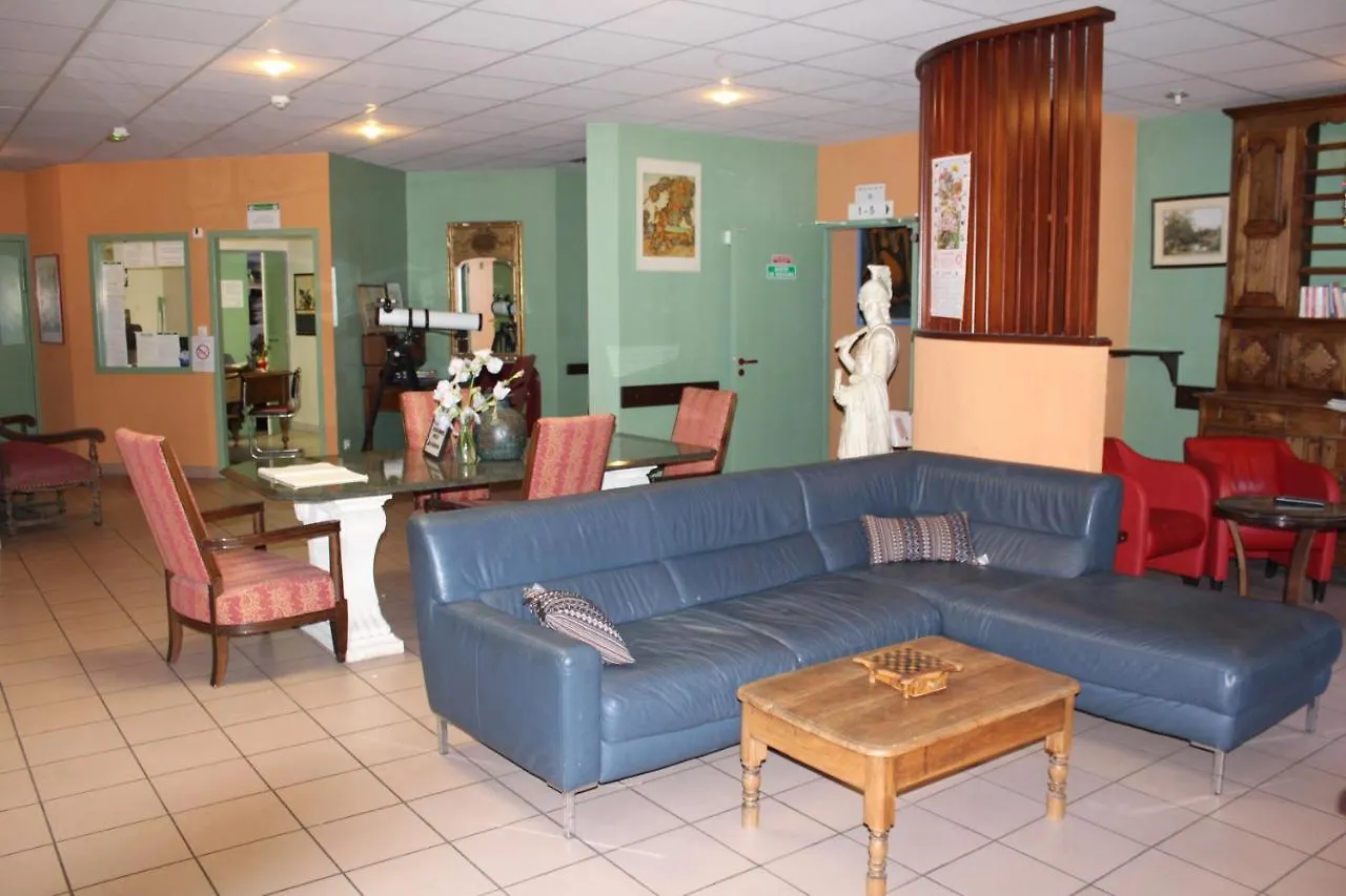 Hotel Des Oliviers Les Vans 0*,  Frankrig